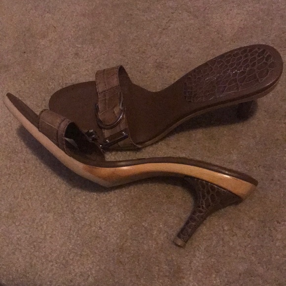 Nine West Slides - Picture 5 of 5